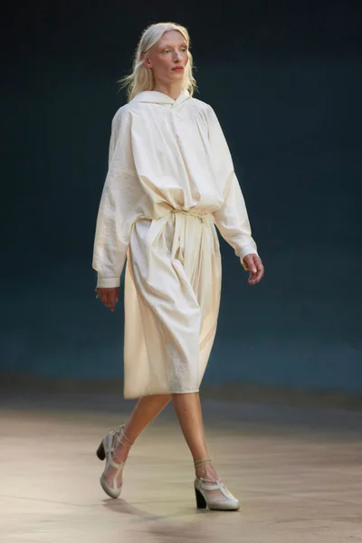 Look 57